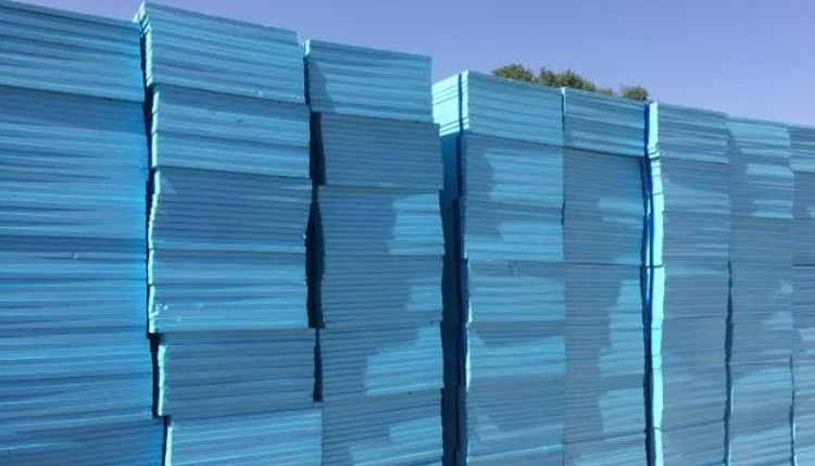 建筑保溫用玻璃棉好還是擠塑板?